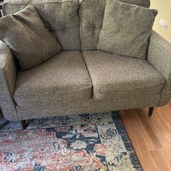 3 PIECE COUCH SET (NEEDS TO GO ASAP)