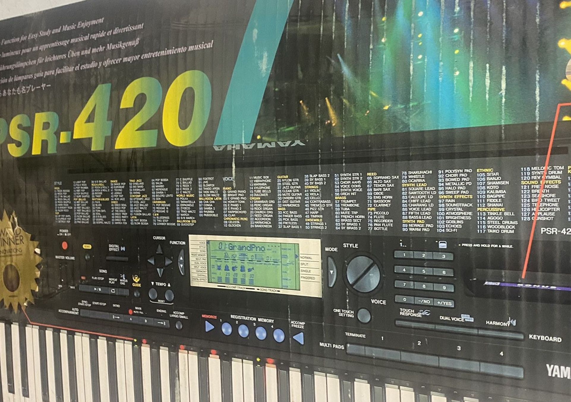 Vintage Yamaha PSR-420 Synth Keyboard W Case