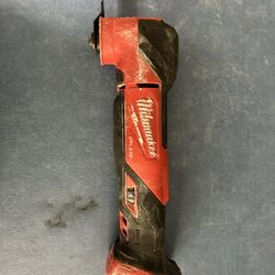 Milwaukee M18 FUEL 18V Lithium-Ion Cordless Brushless Oscillating Multi-Tool (Tool-Only)