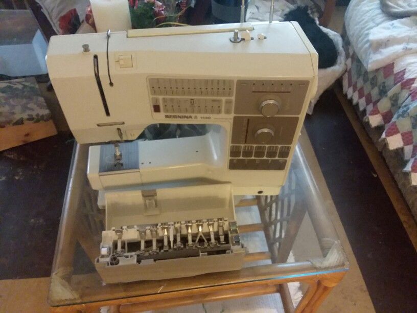Very Nice Bernina 1130 Digital  Sewing Machine.