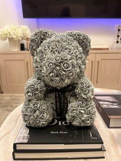 The One Roses Grey Bear