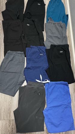Women’s medium scrubs pants