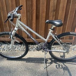 Women’s Bike - Giant