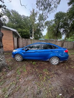 2011 Ford Fiesta