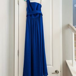 Vera Wang Prom/Homecoming Dress Royal Blue