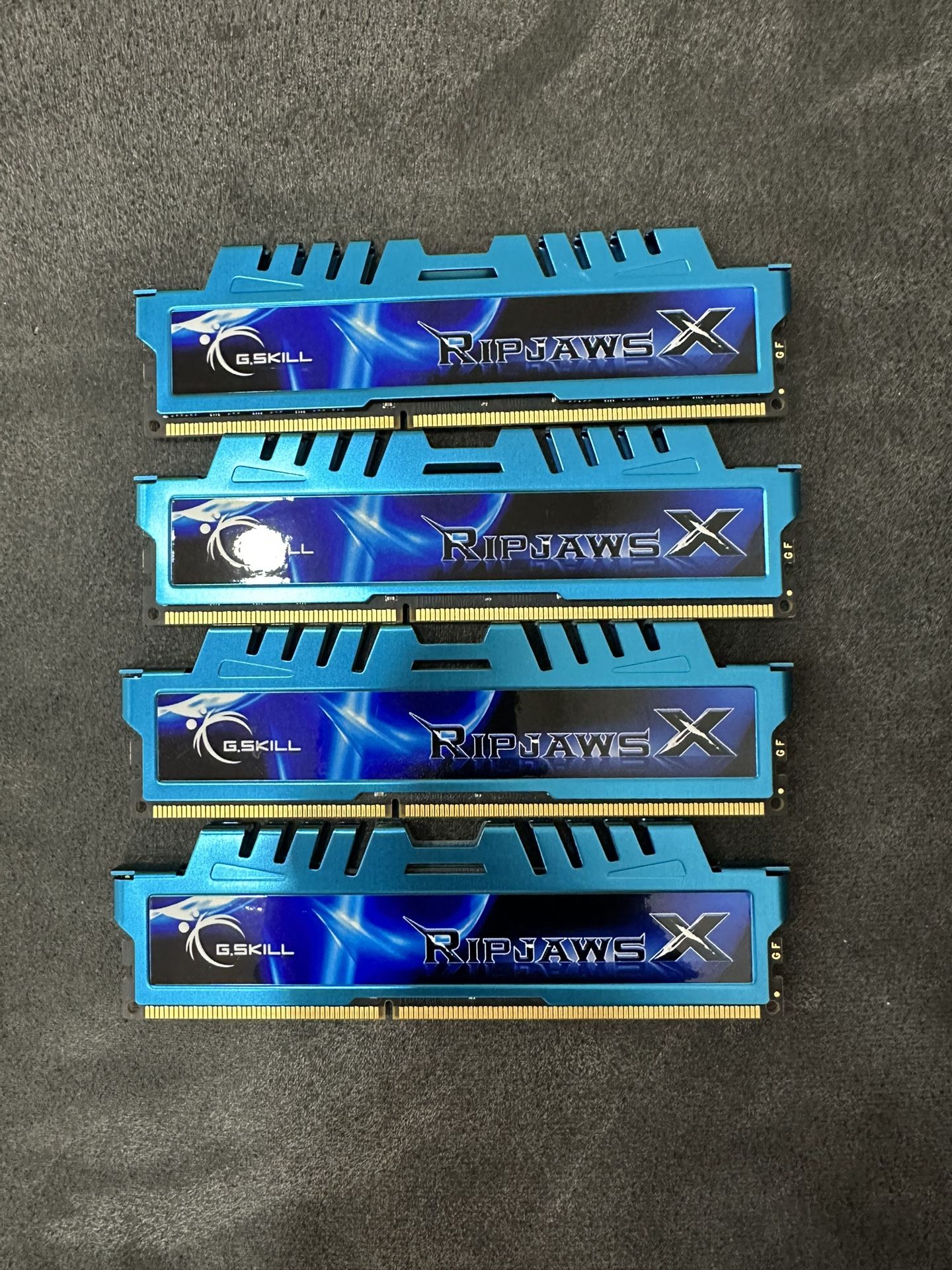 32GB G.SKILL Ripjaws DDR3-1600 CL9-9-9-24 (4x8GB) Memory Intel XMP F3-1600C9Q-32