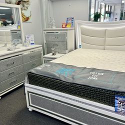 🚨BEDROOM FURNITURE SPECIAL 🚨Beautiful White Glamorous 5pc Bed Set With LED Lights $999