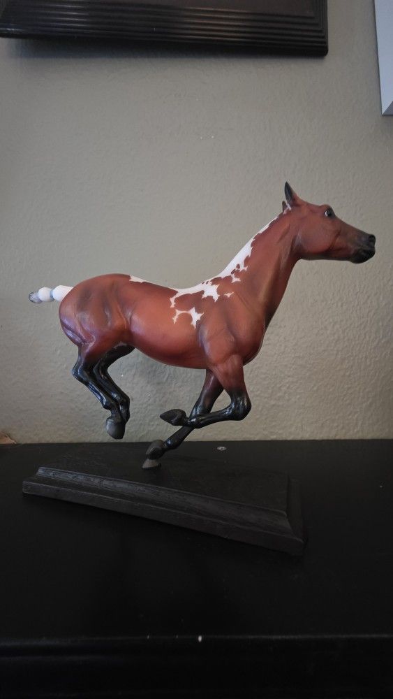 Breyer Santino 2023 Collectors Club