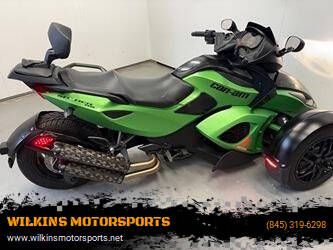 2012 Can-Am SpyderRSS SE5
