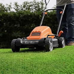 LawnMaster 19” lawn mower corded