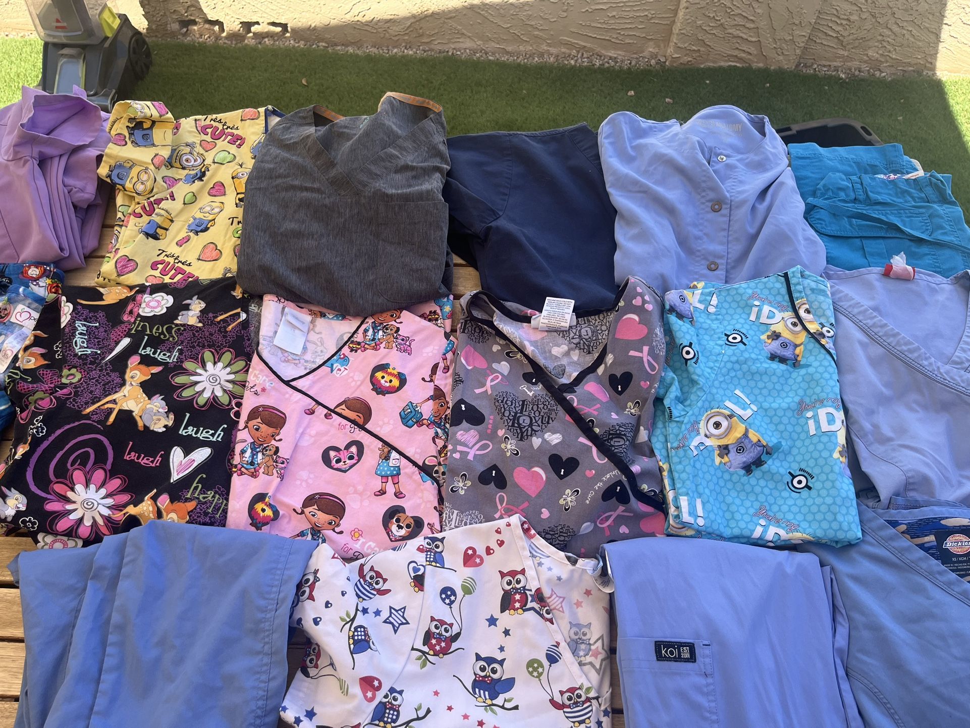 Scrubs Tops And Pants XXS, XS & Petite