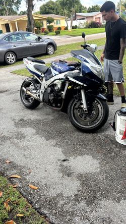 Gsxr 600