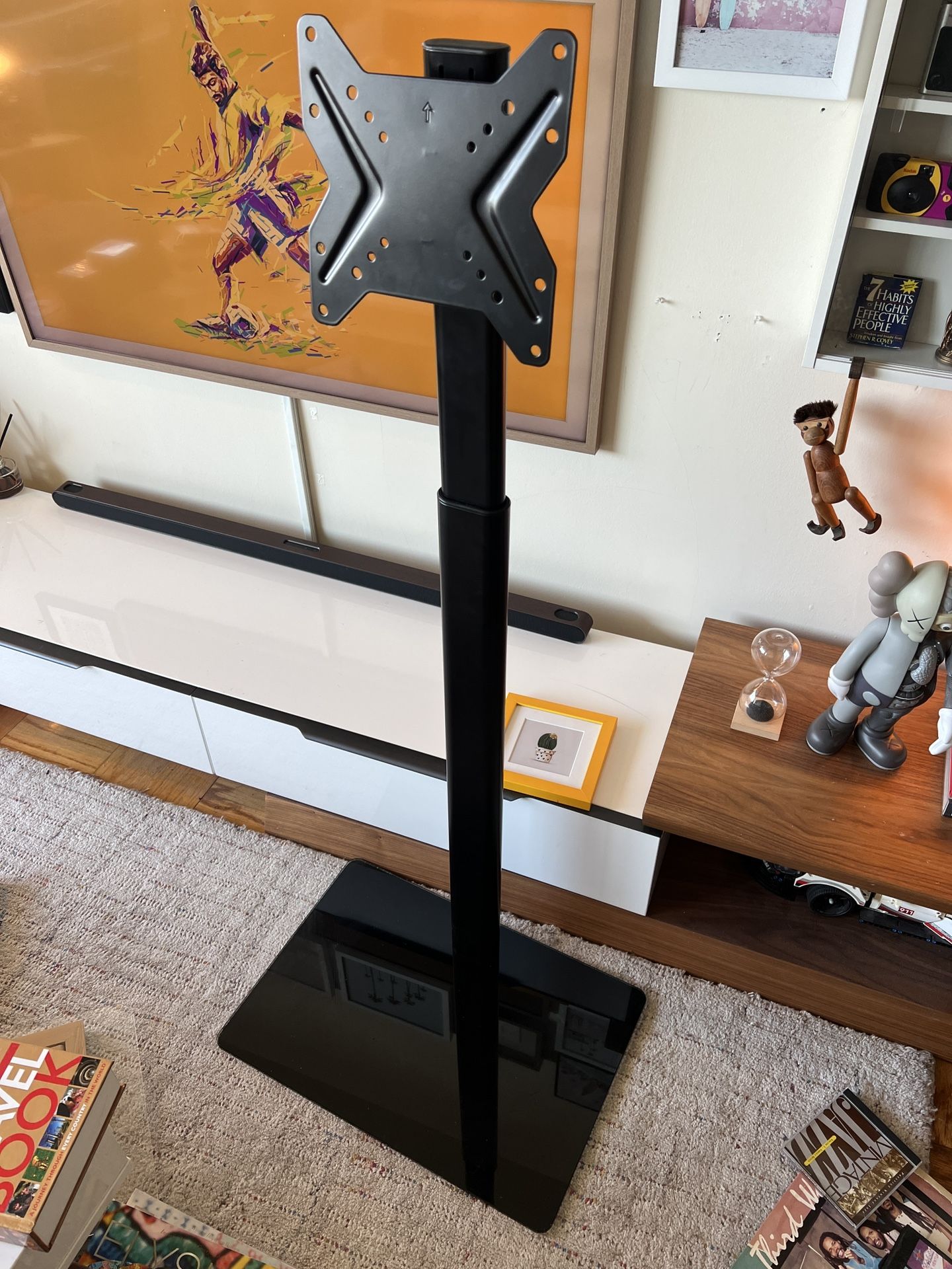 Universal Tv stand