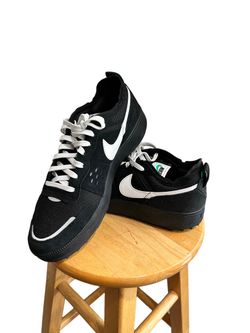 Nike City black summit sneakers (New)