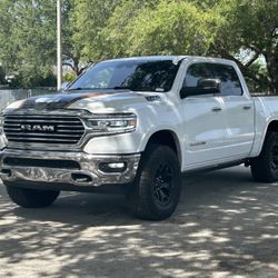 RAM LARAMIE LONGHORN 2019