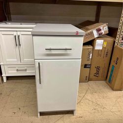 16" Modern Wood Base Cabinet with Drawer and Door in White, New
