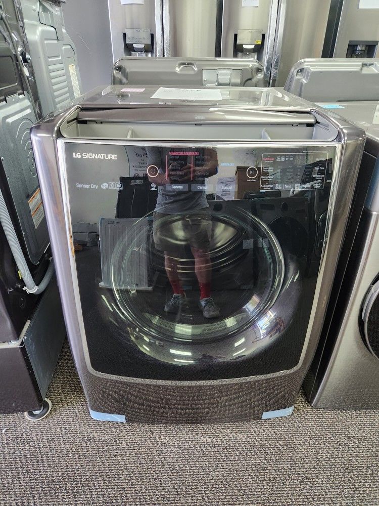 LG 9.0CF  SIGNATURE DRYER! 1199! 1 YEAR WARRANTY INCLUDED!