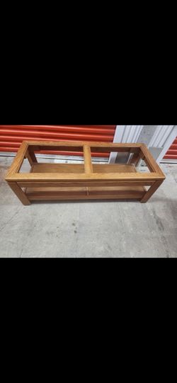 Coffee table and end table set