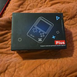 Retro Handheld Game Console -400 Games  3" Color Screen,  USB & TV Output NEW