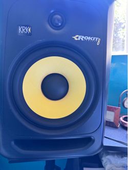 Best today: 2 KRK speakers & Axiom 49 Keyboard