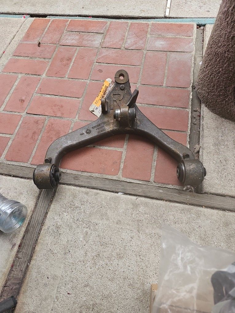 Arm, Lower Control, Front Passenger Side