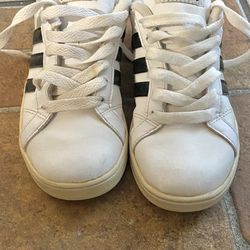 Adidas Shoes (Size: 1) 👉$10 Firm!👈