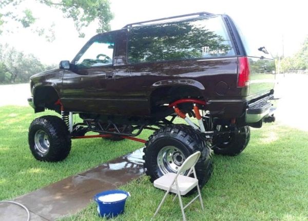1993 Lifted 2 Door Tahoe For Sale In Cuero Tx Offerup