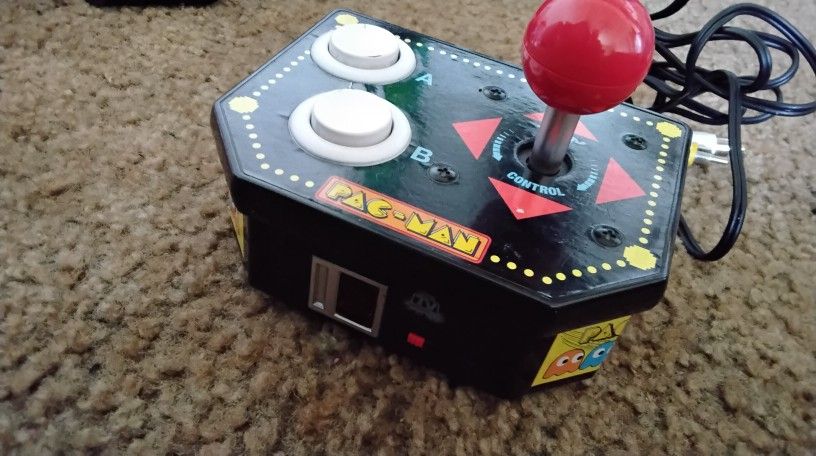 Retro Pac-Man Arcade 8 Games Included 