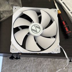 Lian Li 140 Fan