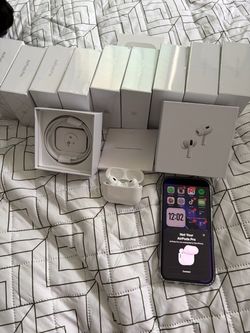 White headphone case