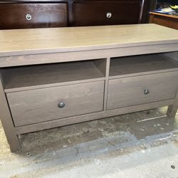 Moderns TV Stands