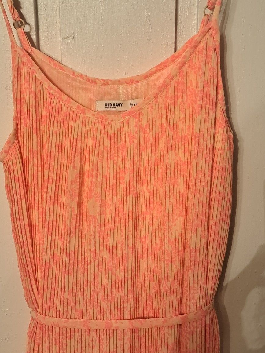 Women's Dress Size Medium Old Navy ❤️😍