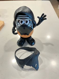 Mr. Potato Head Star Wars Frylo Ren spud outfit