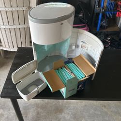 Dekor Plus Diaper Pail, Refill Bags And Wet Wipe Holder