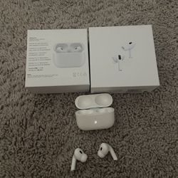 White AirPods 2 Generation 
