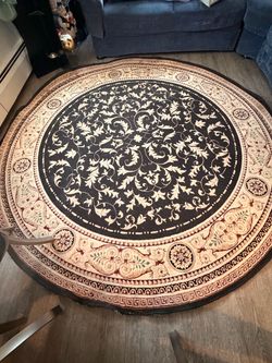 Persian Greca border Large 94" round  wool rug