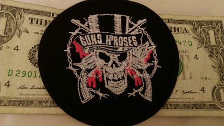 New GUNS N ROSES patch iron on