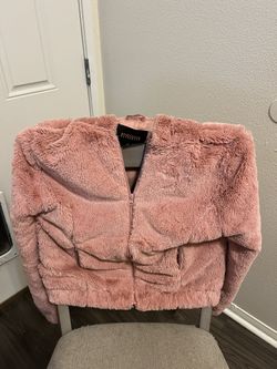 Women’s Pink Hooded Faux Fur And Polyester Lining Pullover Jacket