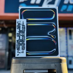 iPad Pro 13in M4 Chip WiFi-Apple Pencil Available 