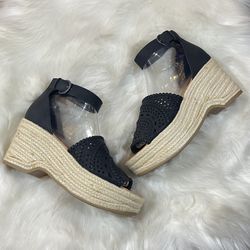 NWOT Indigo Rd Black Bohemian Style Espadrille Sandals