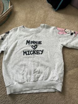ZARA Minnie And Mickey Sweater 