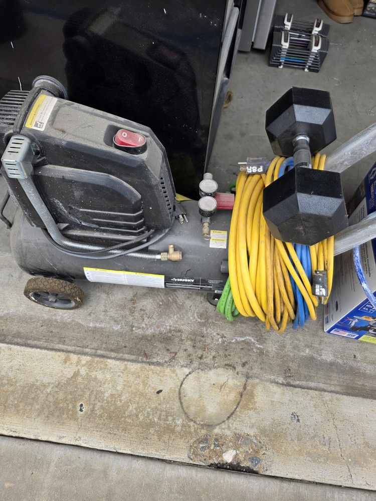 Husky Air Compressor 8gal