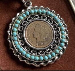 Vintage The Whitehall Co. Jewelers Antique 1906 Penny Faux Turquoise Pendant Necklace