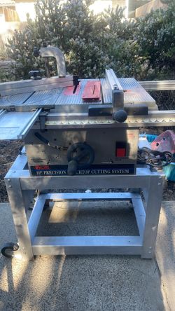 Ryobi BT-3000 table saw/ with Router table