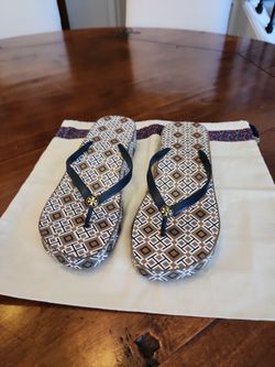 Tory Burch Flip Flops Geometric Print sz 11 M