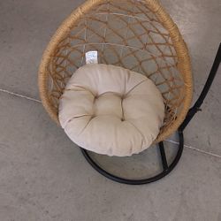 Hanging Egg Pet Bed