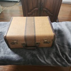 Antique Suitcase With Key