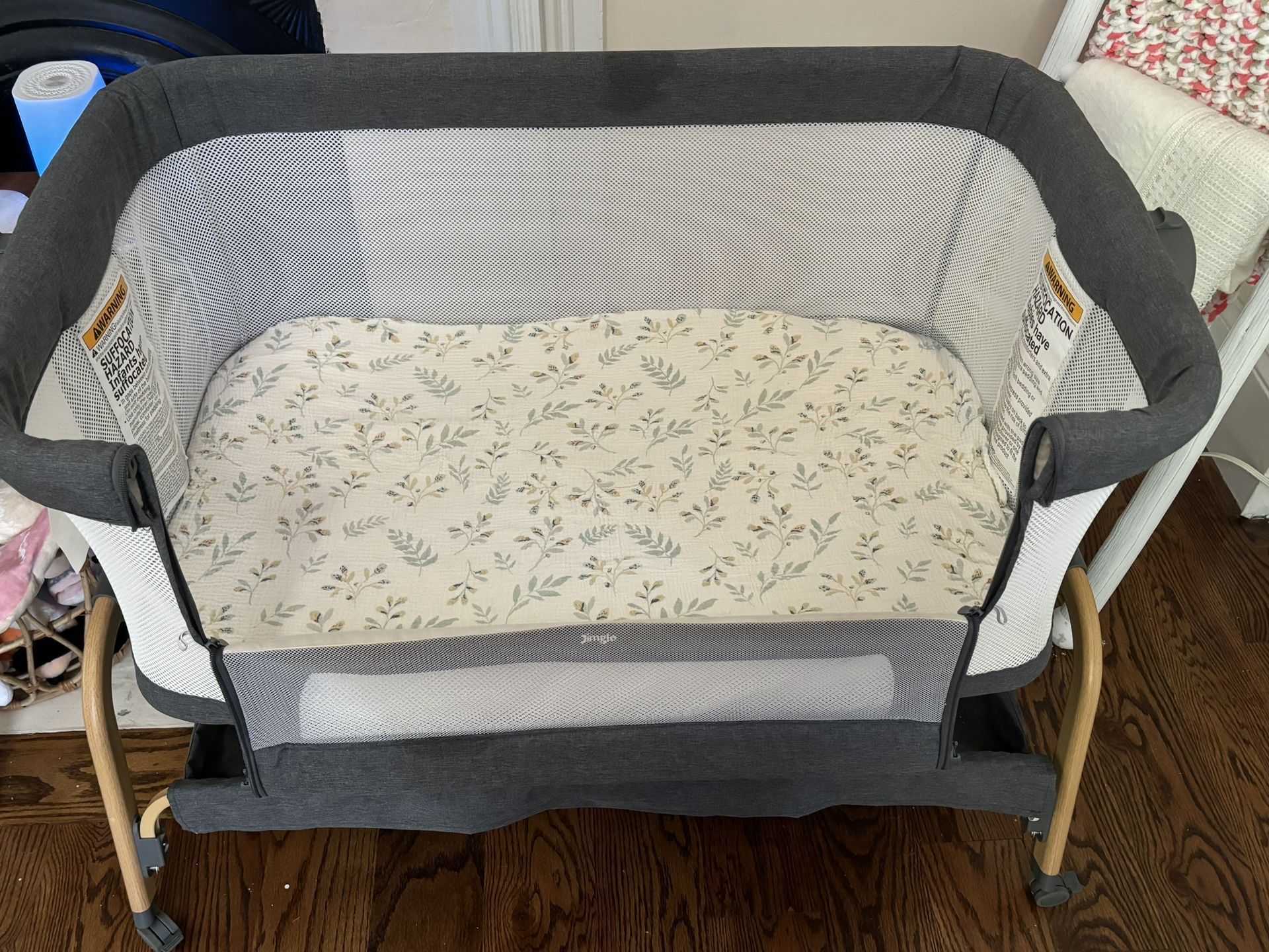 Rocking Bedside Bassinet
