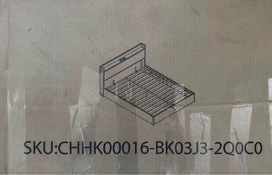 Queen Wood and Metal Bed Frame (READ DESCRIPTION)