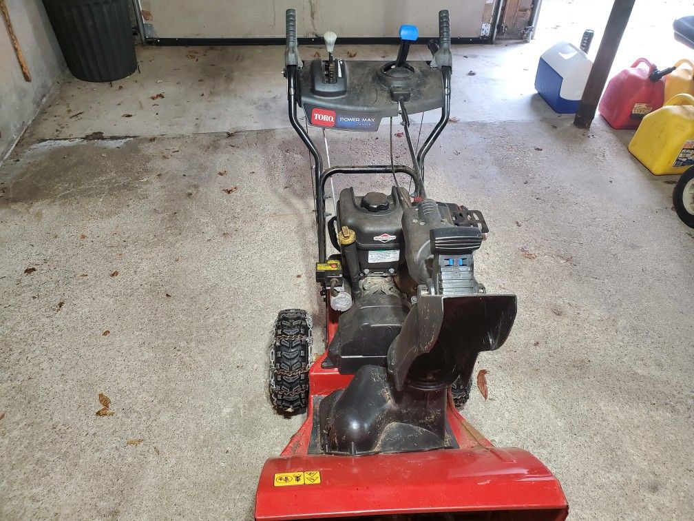Toro Power Max 724 OE Snow Blower for Sale in Shelton, CT OfferUp